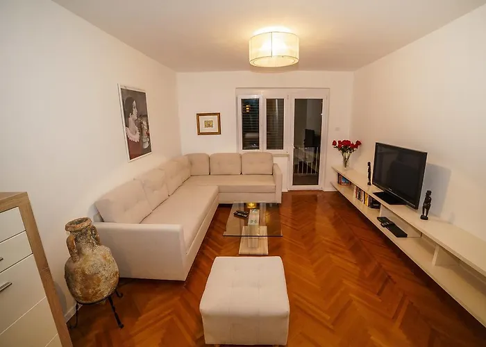 Apartman Alithia *